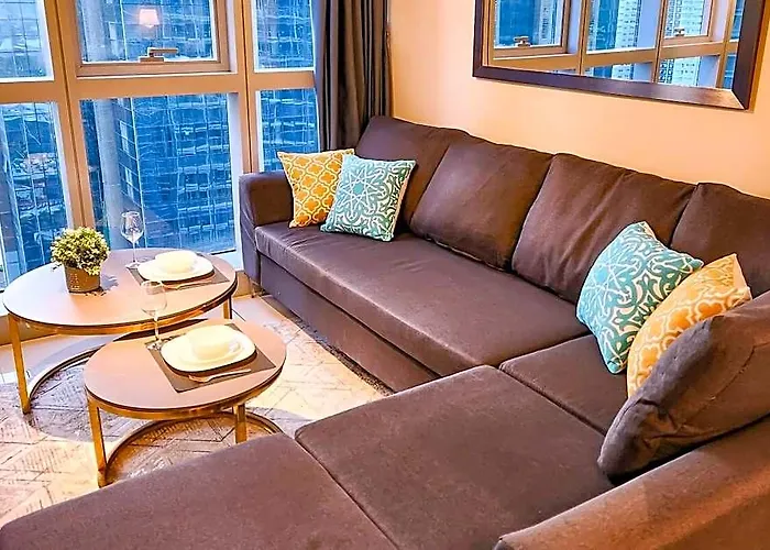 Hotel Spacious Executive 3br W/ Ps4 & Bathtub In Bgc