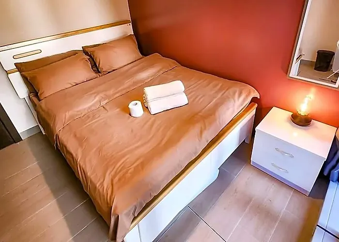 Spacious Executive 3br W/ Ps4 & Bathtub In Bgc Hotel Manila