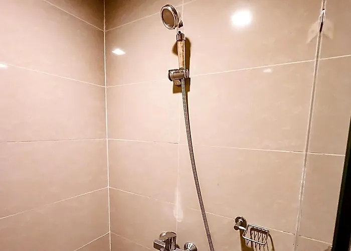 Spacious Executive 3br W/ Ps4 & Bathtub In Bgc Hotel
